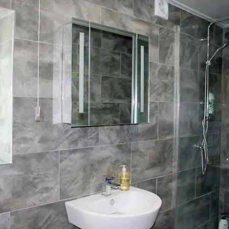 Carvetii - Uriah House - 4-bedroom House Sleeps Up To 10 People * Belle Vue (Cumbria)