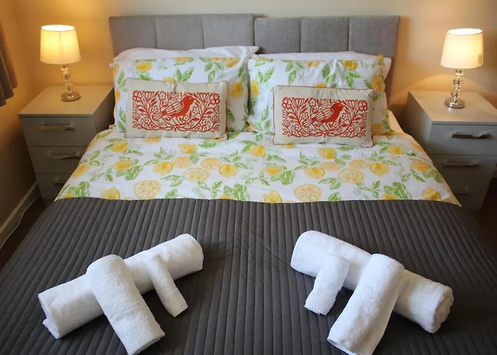 Carvetii - Uriah House - 4-bedroom House Sleeps Up To 10 People דירה Belle Vue (Cumbria)